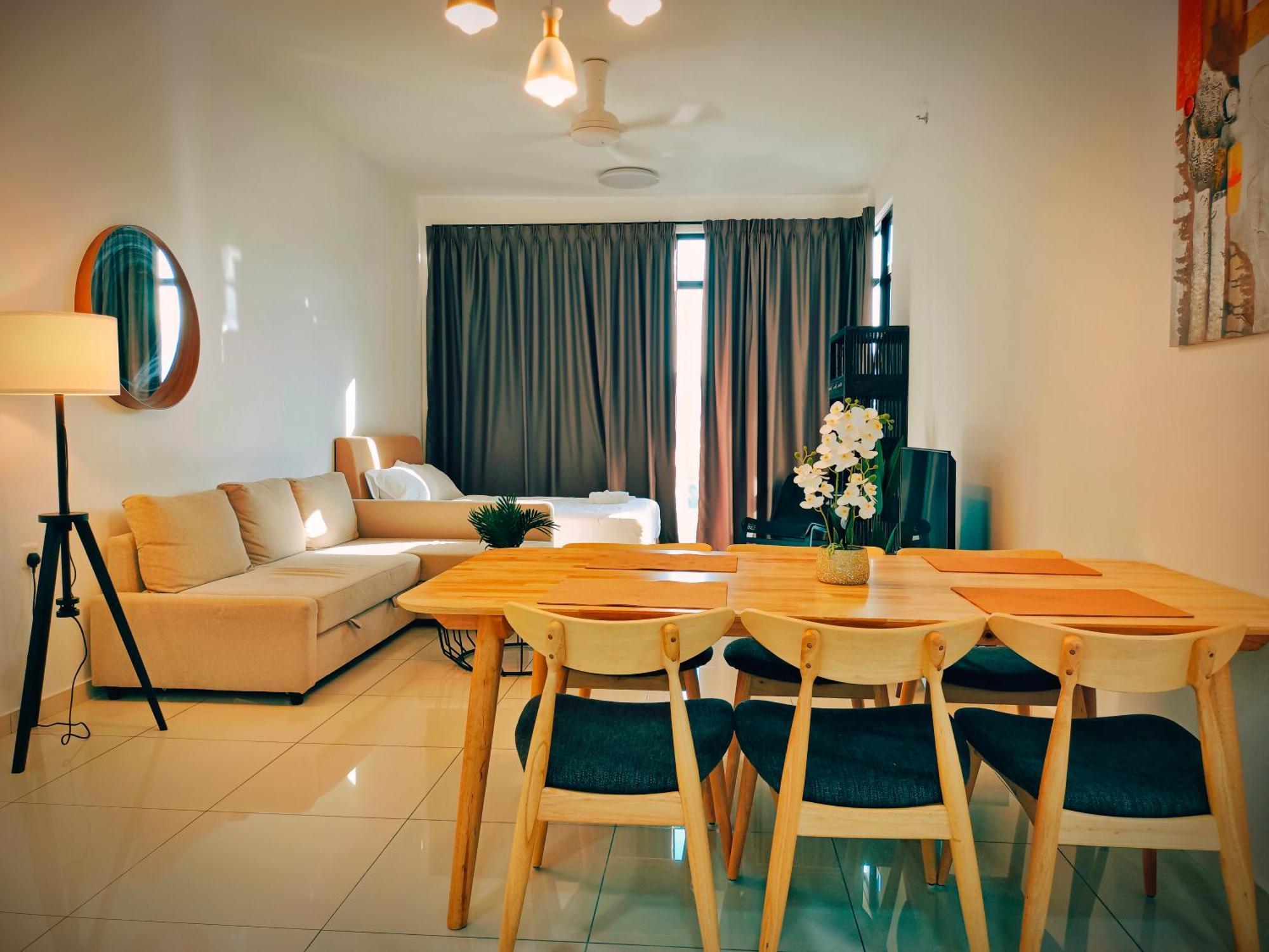 New Georgetown Instagramable 2Br Homestay For 10Pax 无敌美景两房民宿 Beacon Executive Suite Экстерьер фото